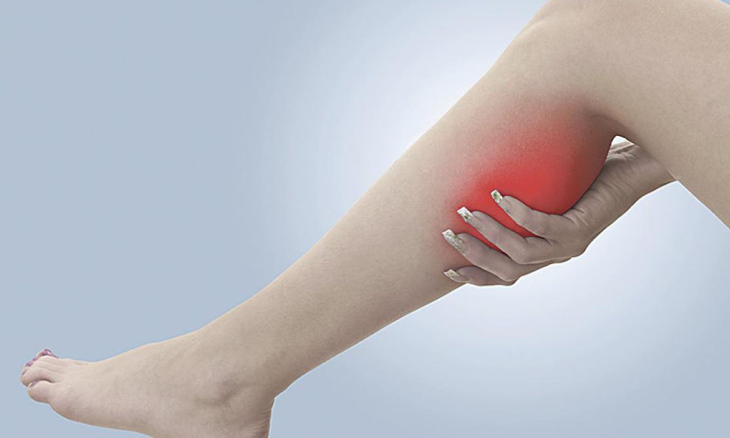 Efectos de la falta de vitamina B12 en las piernas: calambres y más